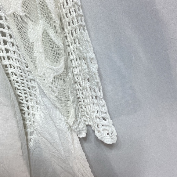 MWT Pretty Angel XL White Lace Blouse - Picture 4 of 12